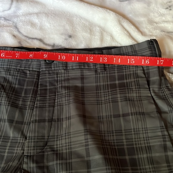 NIKEGOLF Tour performance shorts 32 - Picture 4 of 5